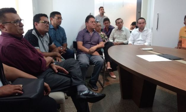 Itatira: Sindicato APEOC negocia com prefeito liberação do precatório do Fundef