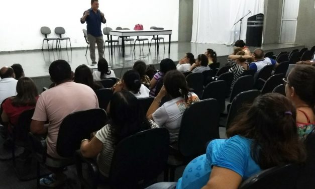 Limoeiro do Norte: Sindicato APEOC discute precatório do Fundef com professores