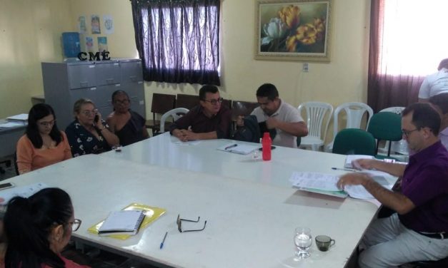 TAUÁ: APEOC DISCUTE PRECATÓRIOS DO FUNDEF EM REUNIÃO COM SUBCOMISSÃO DE PLANEJAMENTO
