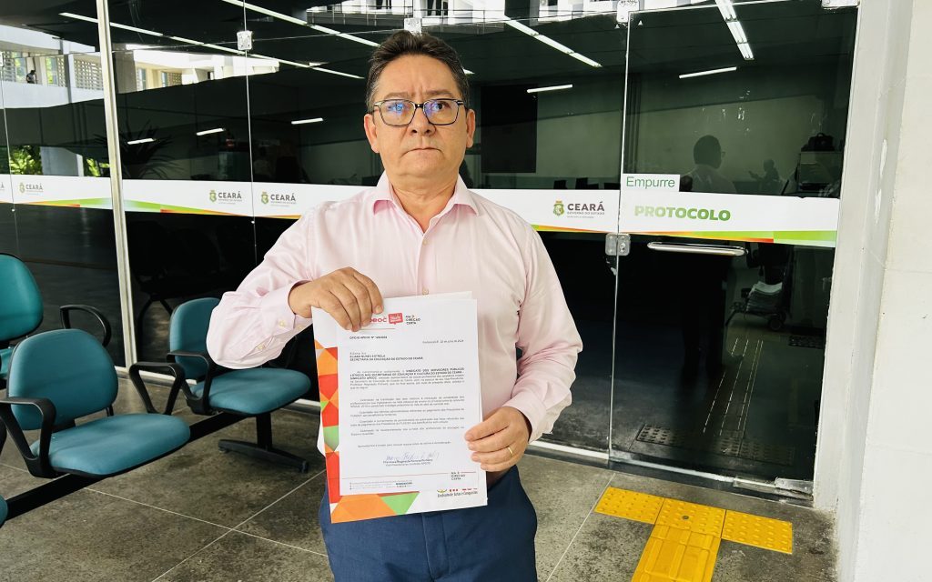 VICE-PRESIDENTE DA APEOC COBRA DA SEDUC ESTABILIDADE DOS PROFESSORES, PAGAMENTO DE LOTES DO PRECATÓRIO DO FUNDEF E DEMAIS PENDÊNCIAS