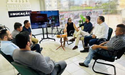 APEOC/FRENTE NNE SE REÚNE COM ADVOGADOS E DIRETORES PARA TRATAR DO PRECATÓRIO DO FUNDEF DA REDE MUNICIPAL DE JAGUARIBE