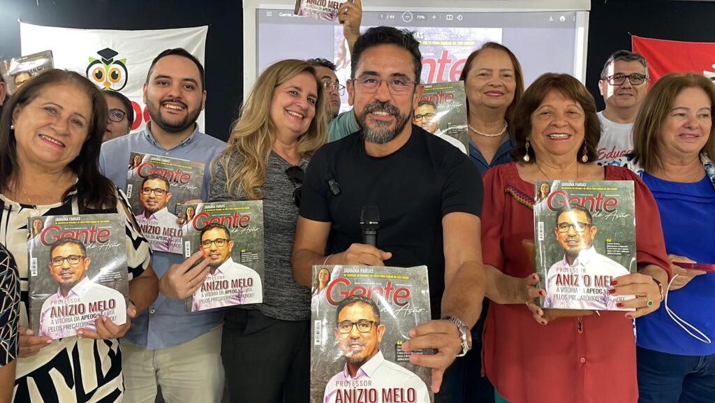 PROFESSOR ANÍZIO E A LUTA DA APEOC PELOS PRECATÓRIOS DO FUNDEF SÃO DESTAQUE NA REVISTA “GENTE DE AÇÃO”