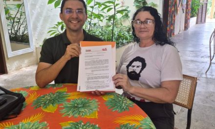 PEREIRO: APEOC PROTOCOLA PROPOSTAS DE VALORIZAÇÃO DA CARREIRA DOCENTE DURANTE REUNIÃO DO CONSELHO MUNICIPAL DO FUNDEB