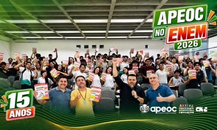 O CEARÁ INTEIRO É UMA ENORME SALA DE AULA: APEOC NO ENEM CELEBRA 15 ANOS TRANSFORMANDO SONHOS EM APROVAÇÃO